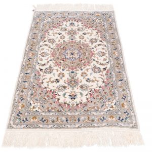 Persian Carpet: Toranj Pattern 10