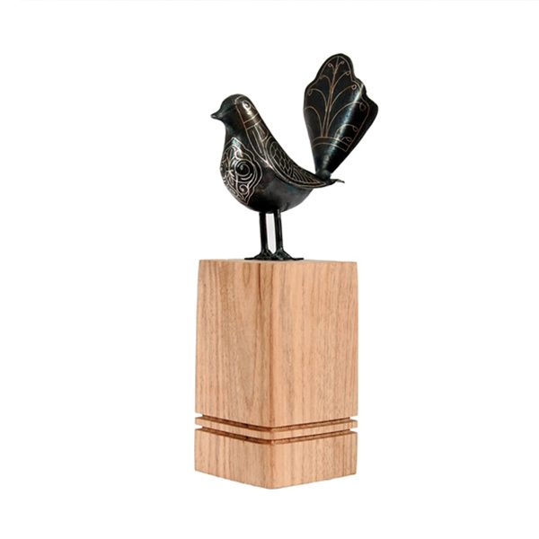 Estatua persa del ave del conocimiento 3