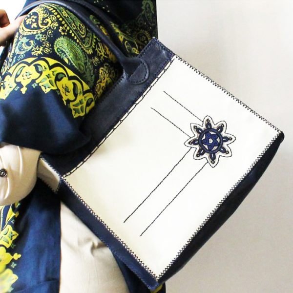 El bolso de cuero natural, diseño azul sol 2