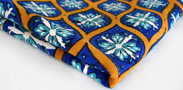 Persian Qalamkar (Tapestry) Tablecloth, Dome Design 7