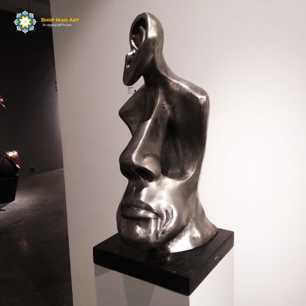 Statue of Metal Glaze, Hearing Point Design